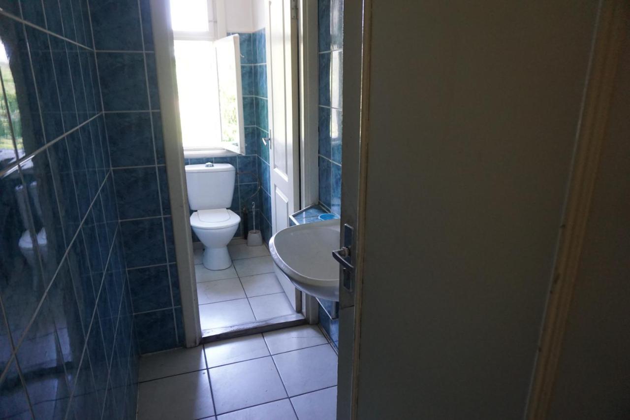 Pilskalnu Hostelis Kuldīga Esterno foto